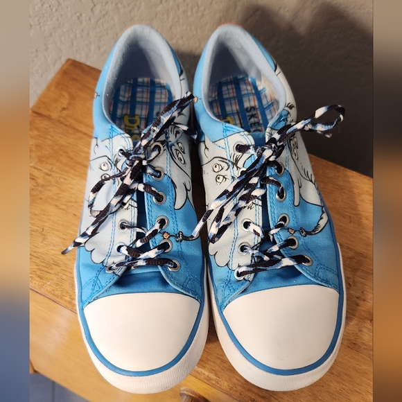 Skechers Dr. Seuss V'Lites Don't Give Up, Size 6.5 - Picture 3 of 11